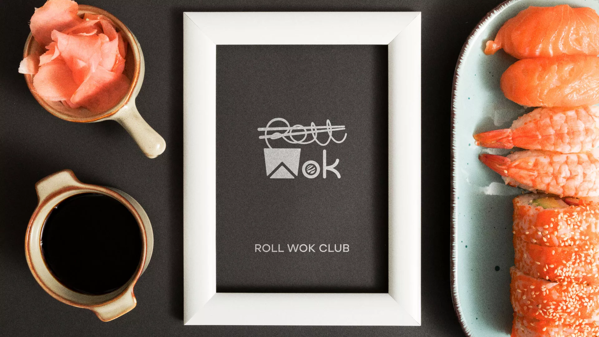 Разработка логотипа суши-бара «Roll Wok Club» в Раменском